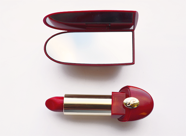 Guerlain Rouge G in 920 Rouge Parade 1